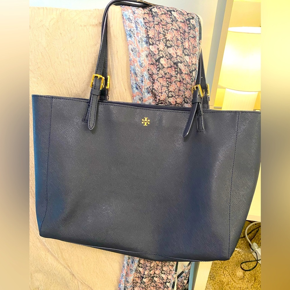 TORY BURCH l Tote with laptop sleeve